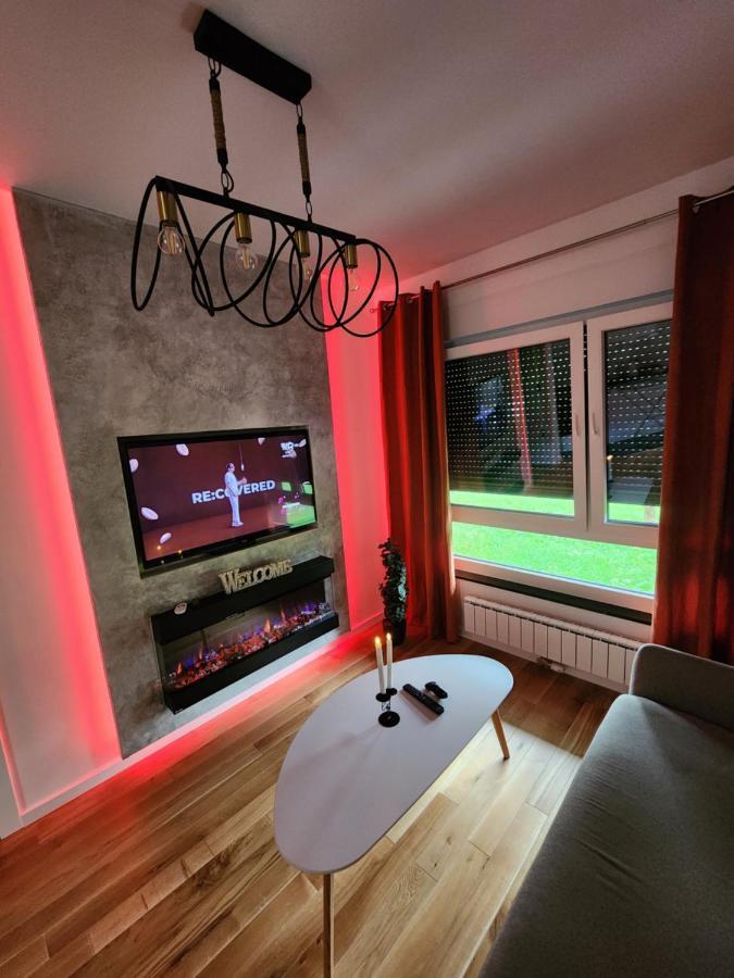 Apartman Park Lake Tuzla Buitenkant foto