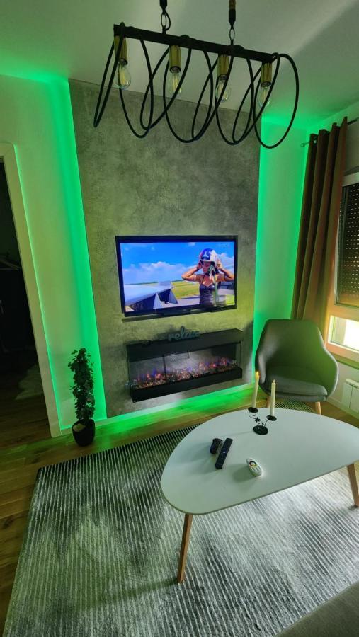 Apartman Park Lake Tuzla Buitenkant foto